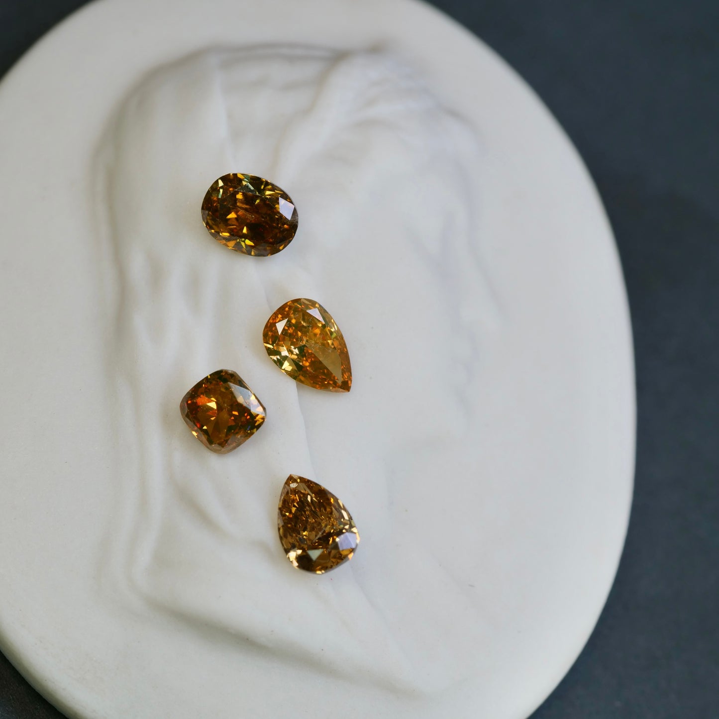 ナチュラルダイヤモンド 0.31ct ペアシェイプカット 5.1mm×3.5mm×2.3mm【MJ2605】