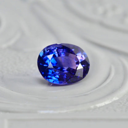 バイカラーサファイア 0.46ct オーバルカット 4.9mm×3.9mm×2.7mm【MJ2547】