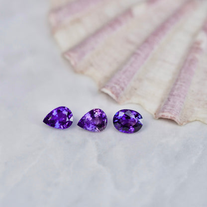 バイカラーサファイア 0.33ct ペアシェイプカット 5.0mm×3.6mm×2.2mm【MJ2545】