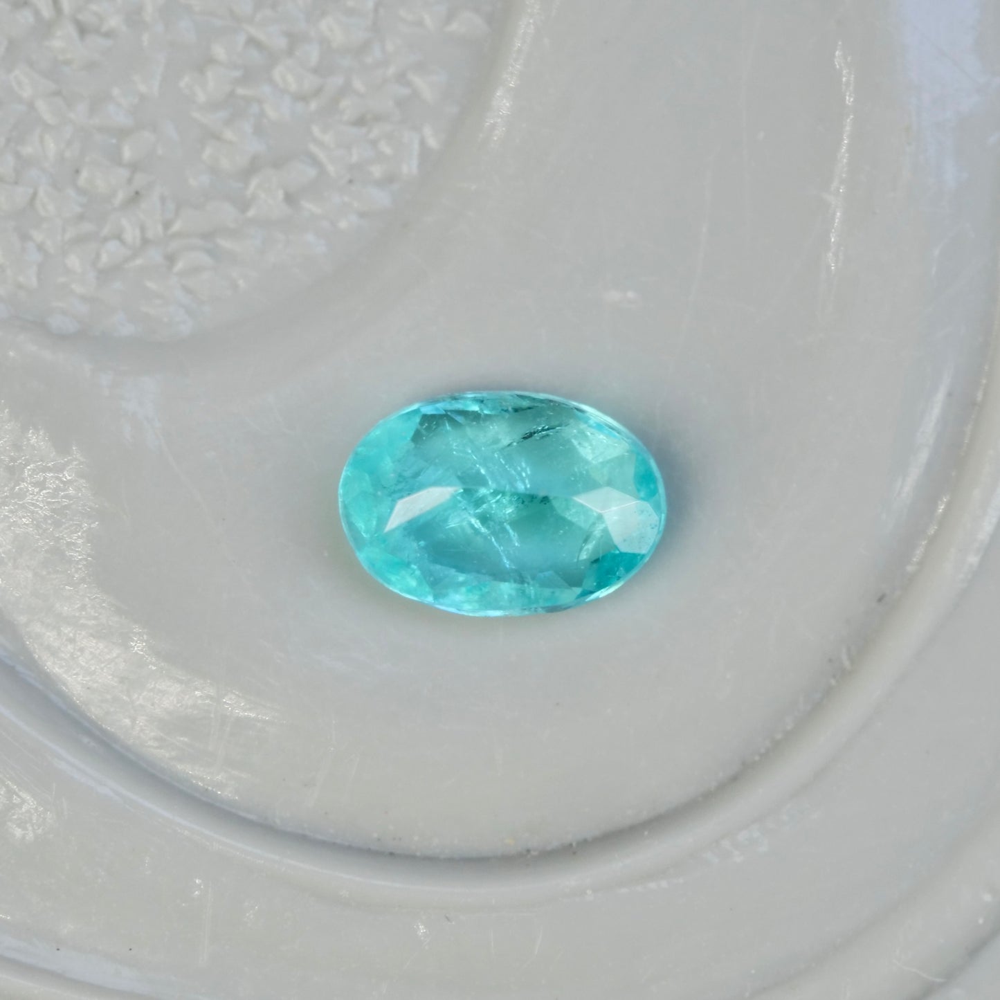 パライバトルマリン ブラジル産 0.05ct オーバルカット 3.0mm×2.1mm×1.4mm【MJ2550-1】