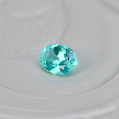 パライバトルマリン ブラジル産 0.06ct オーバルカット 3.1mm×2.1mm×1.4mm【MJ2550-2】