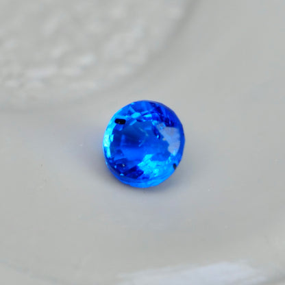 アウイナイト ラウンドカット 1.6mm×1.6mm×1.2mm【MJ2556-2】