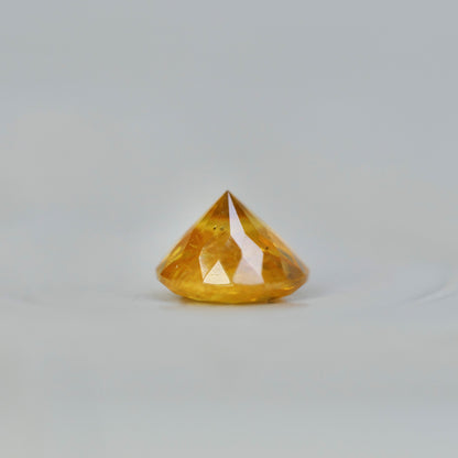 オレンジジルコン 0.25ct ラウンドカット 3.6mm×3.6mm×2.5mm【MJ2852】