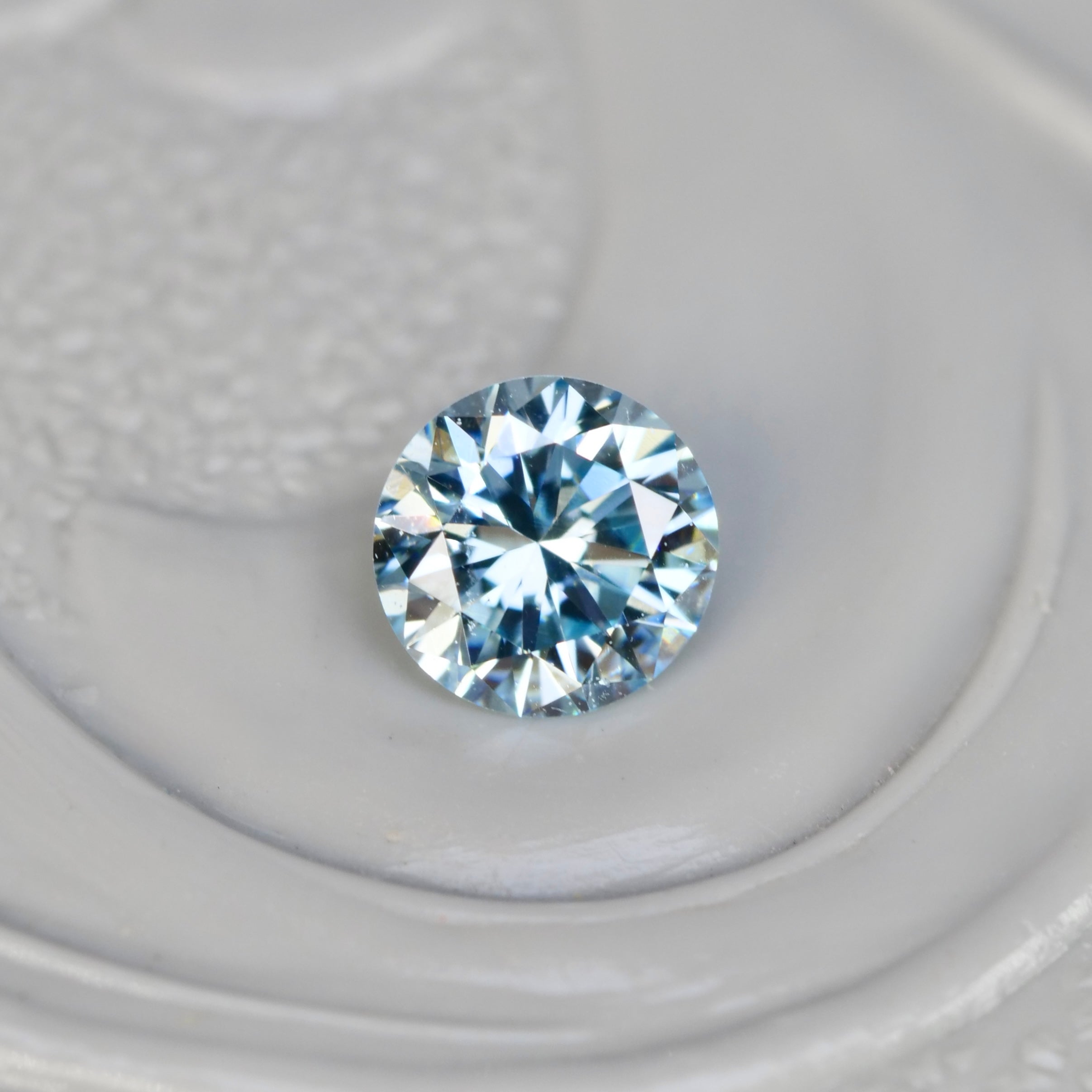 LAPAGE ラウンドブリリアントカット リング 0.334 ct 楽天市場】ラウンド ブリリアントカット レクタンギュラー