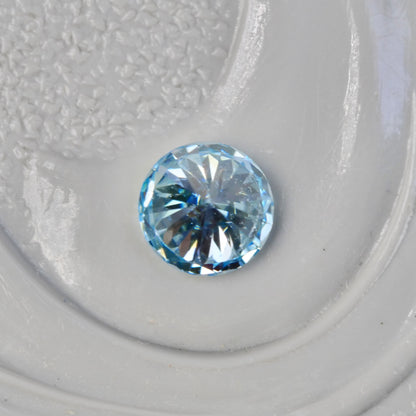アイスブルーダイヤモンド 0.16ct ラウンドブリリアントカット 3.5mm×3.5mm×2.1mm【MJ2931】