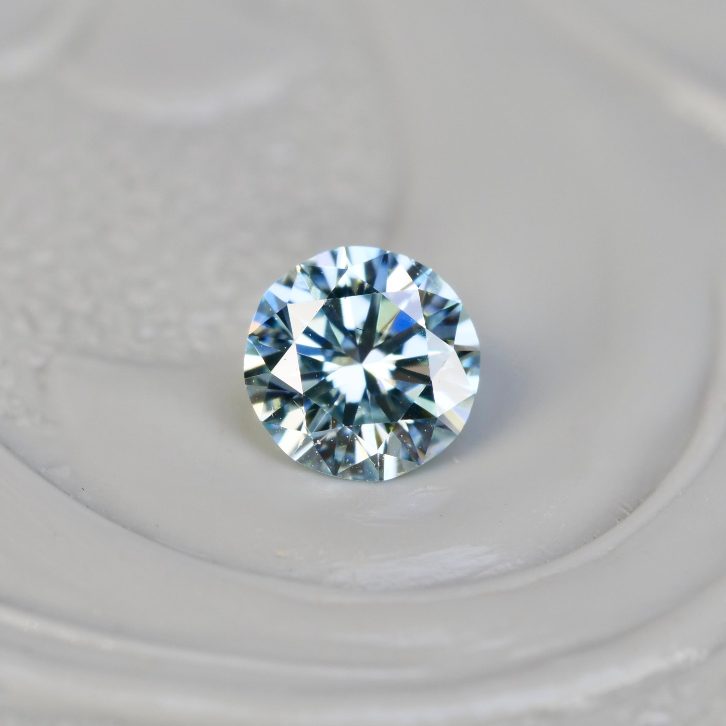 水晶　ブリリアントカット　ダイヤモンド ブリリアントカット【国産水晶】 605 ct（カラット） | パワーストーン