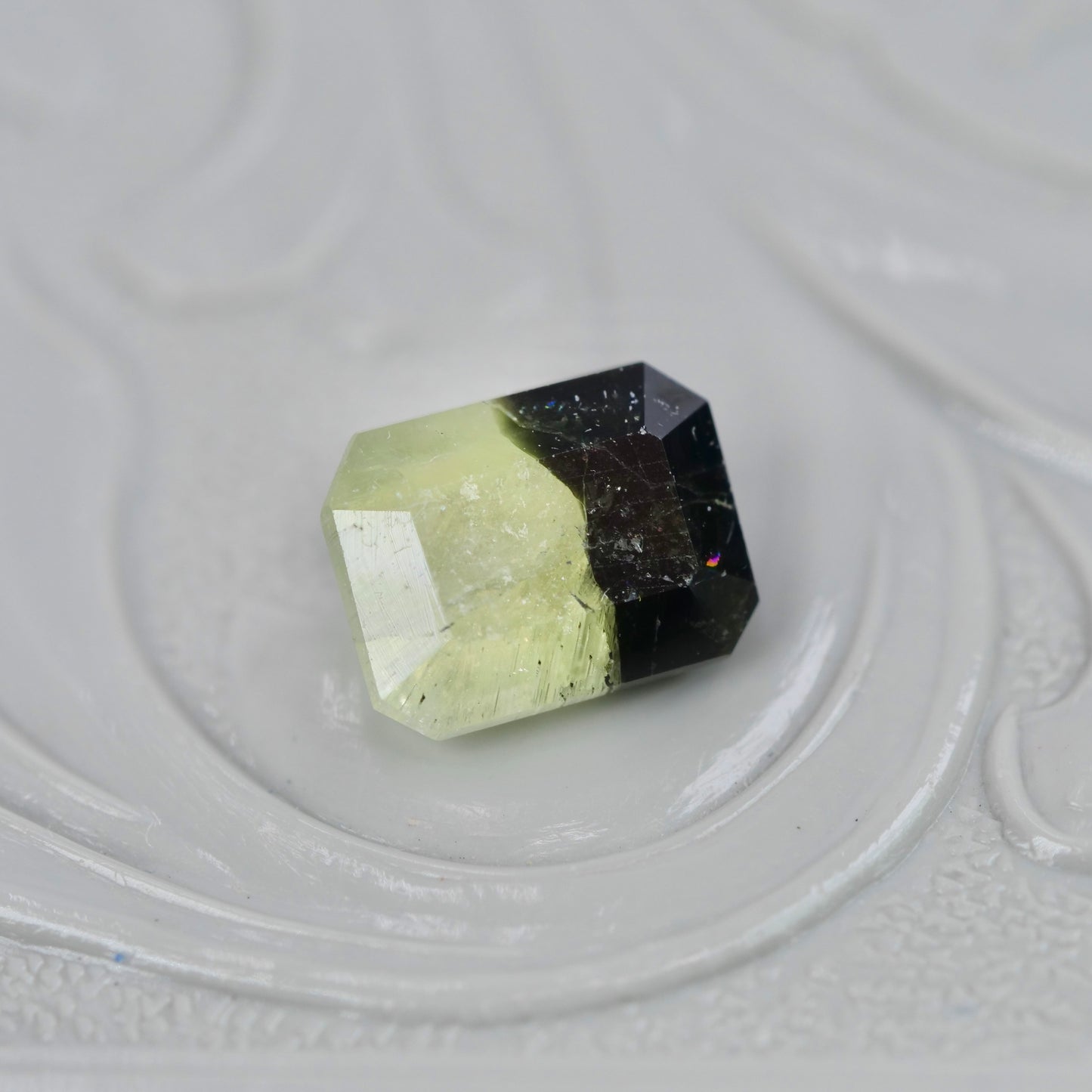 バイカラートルマリン 1.05ct エメラルドカット 6.3mm×4.9mm×3.7mm【MJ2949】