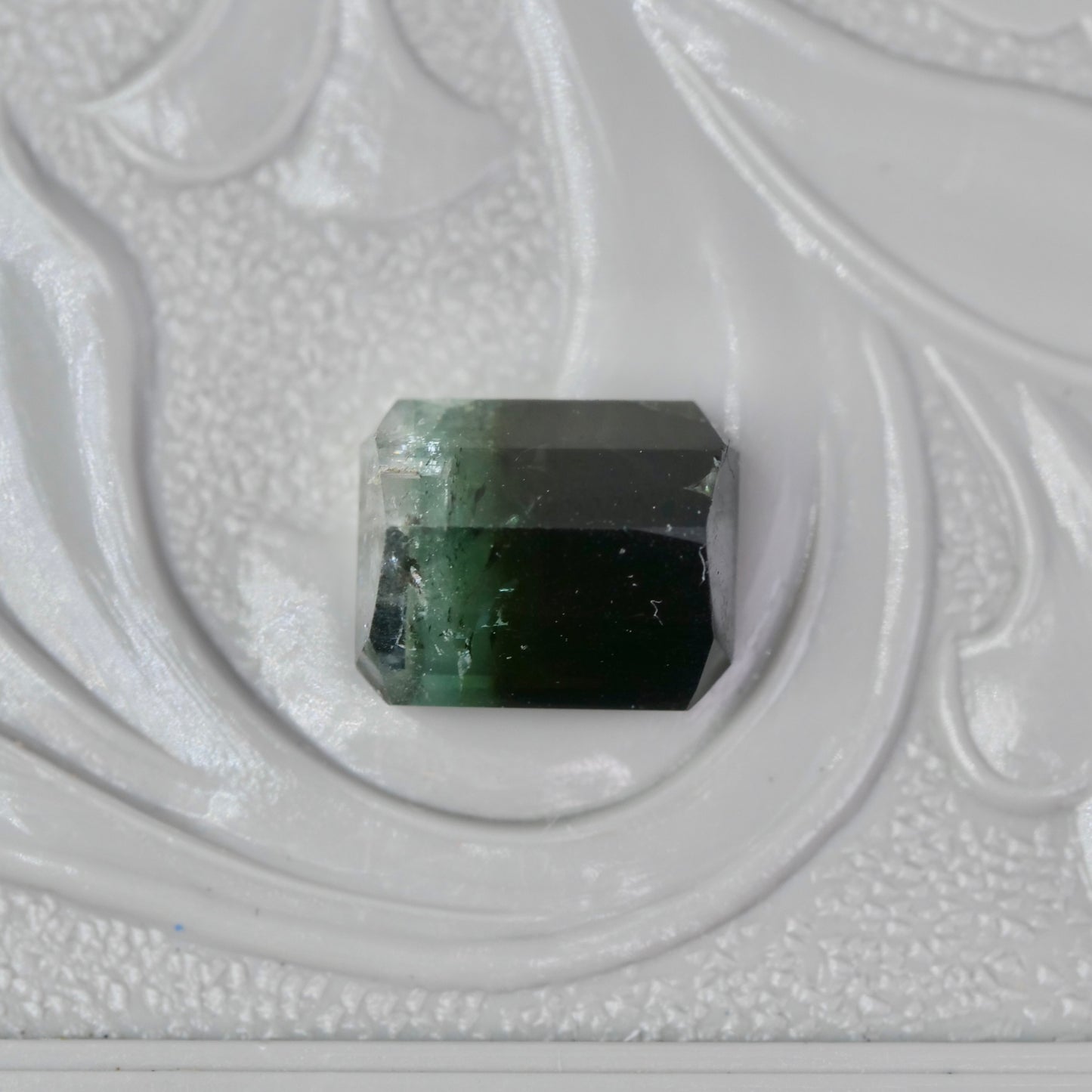 バイカラートルマリン 1.32ct エメラルドカット 6.6mm×5.4mm×3.9mm【MJ2947】
