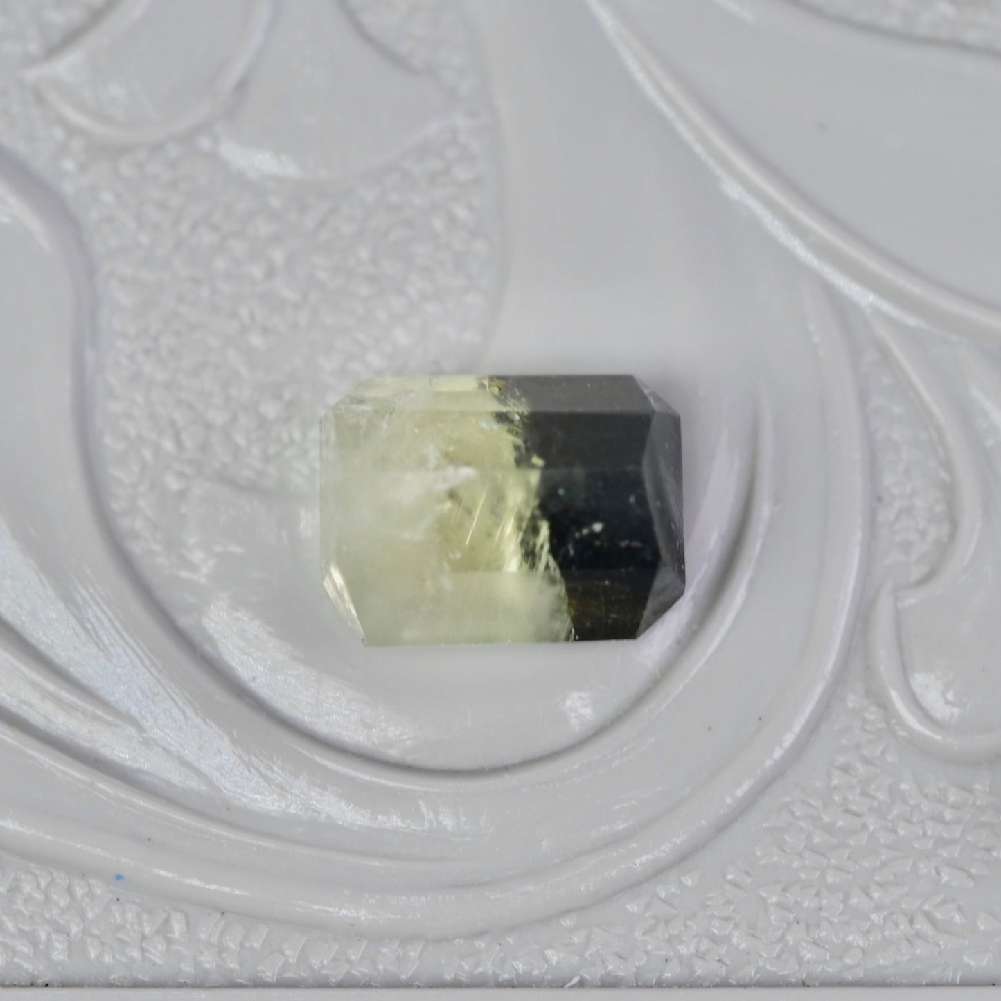 バイカラートルマリン 1.09ct エメラルドカット 6.3mm×4.8mm×3.8mm【MJ2946】