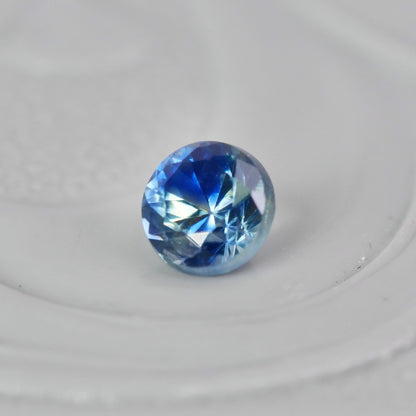 モンタナサファイア 0.12ct ラウンドカット 3.0mm×3.0mm×1.9mm【MJ2958】