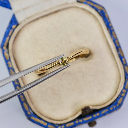 モンタナサファイア 0.12ct ラウンドカット 3.0mm×3.0mm×1.8mm【MJ2957】