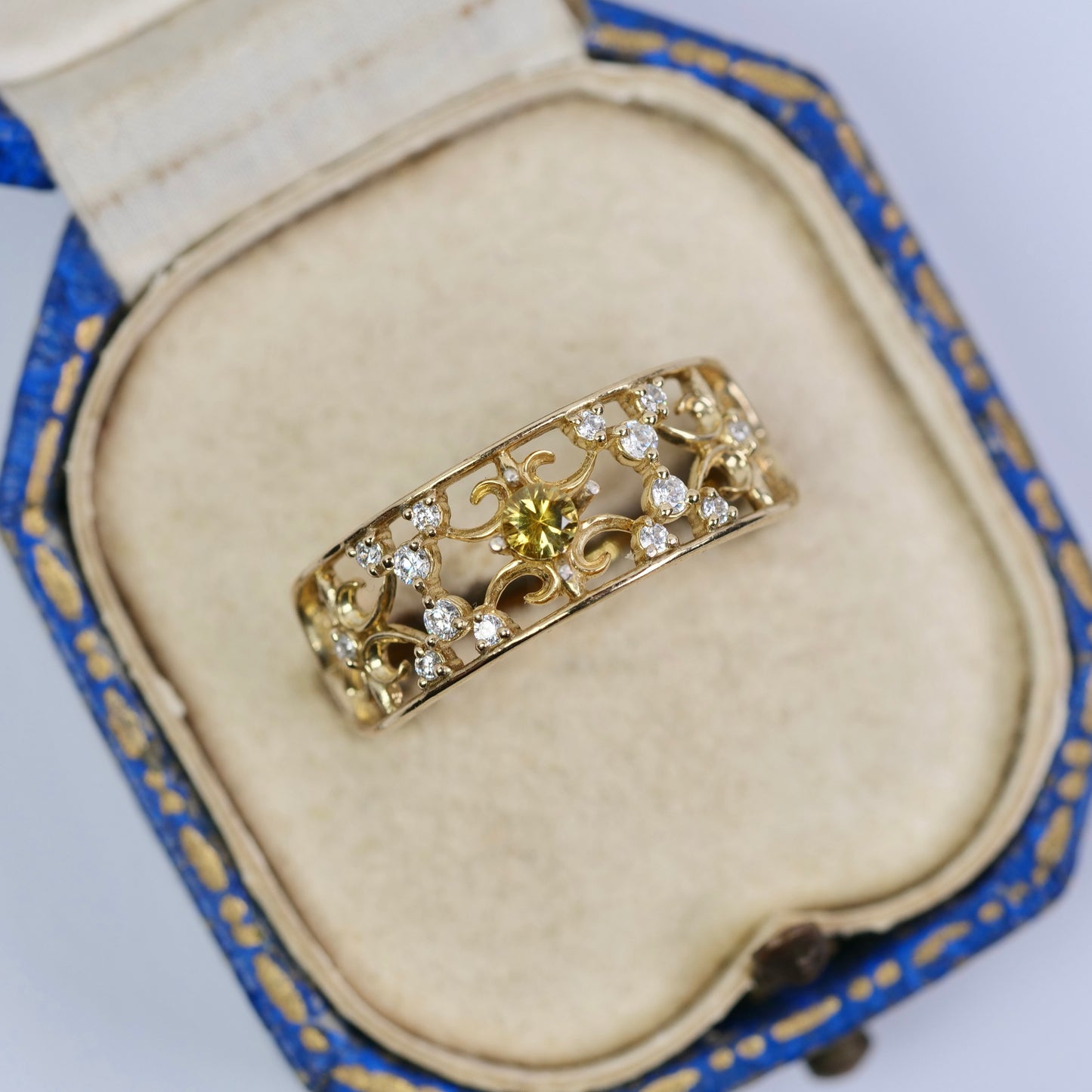 モンタナサファイア 0.12ct ラウンドカット 3.0mm×3.0mm×1.8mm【MJ2957】