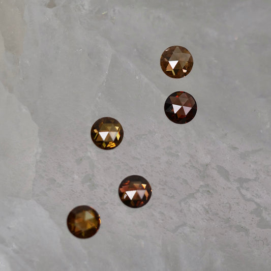 ブラウンダイヤモンド ローズカット 3mm【MJ2537】