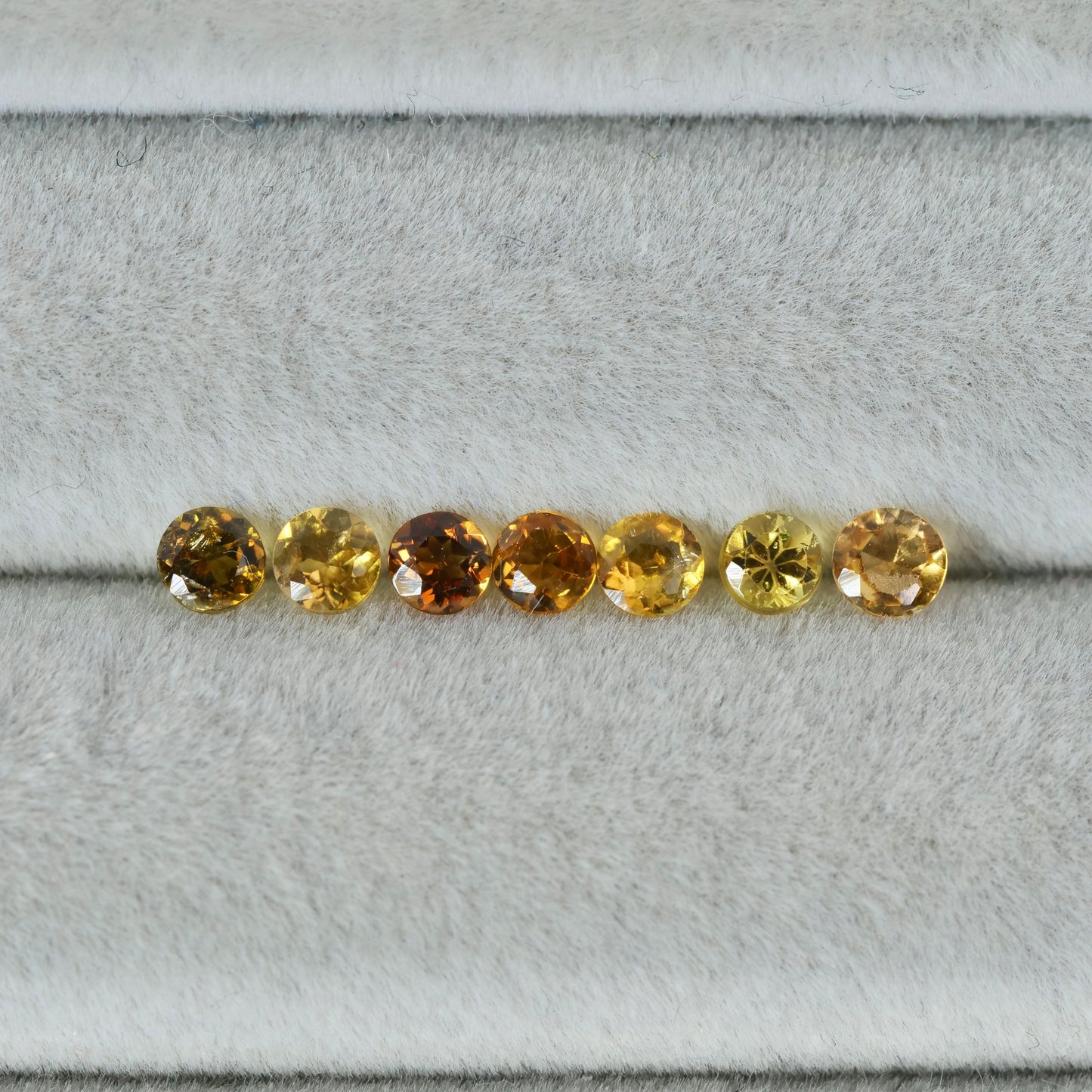 オレンジトルマリン ラウンドカット 3mm×7pcs  セット【MJ2536】