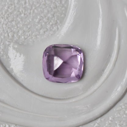 スピネル 0.26ct  クッションカット 3.8mm×3.6mm×2.4mm【MJ2964】