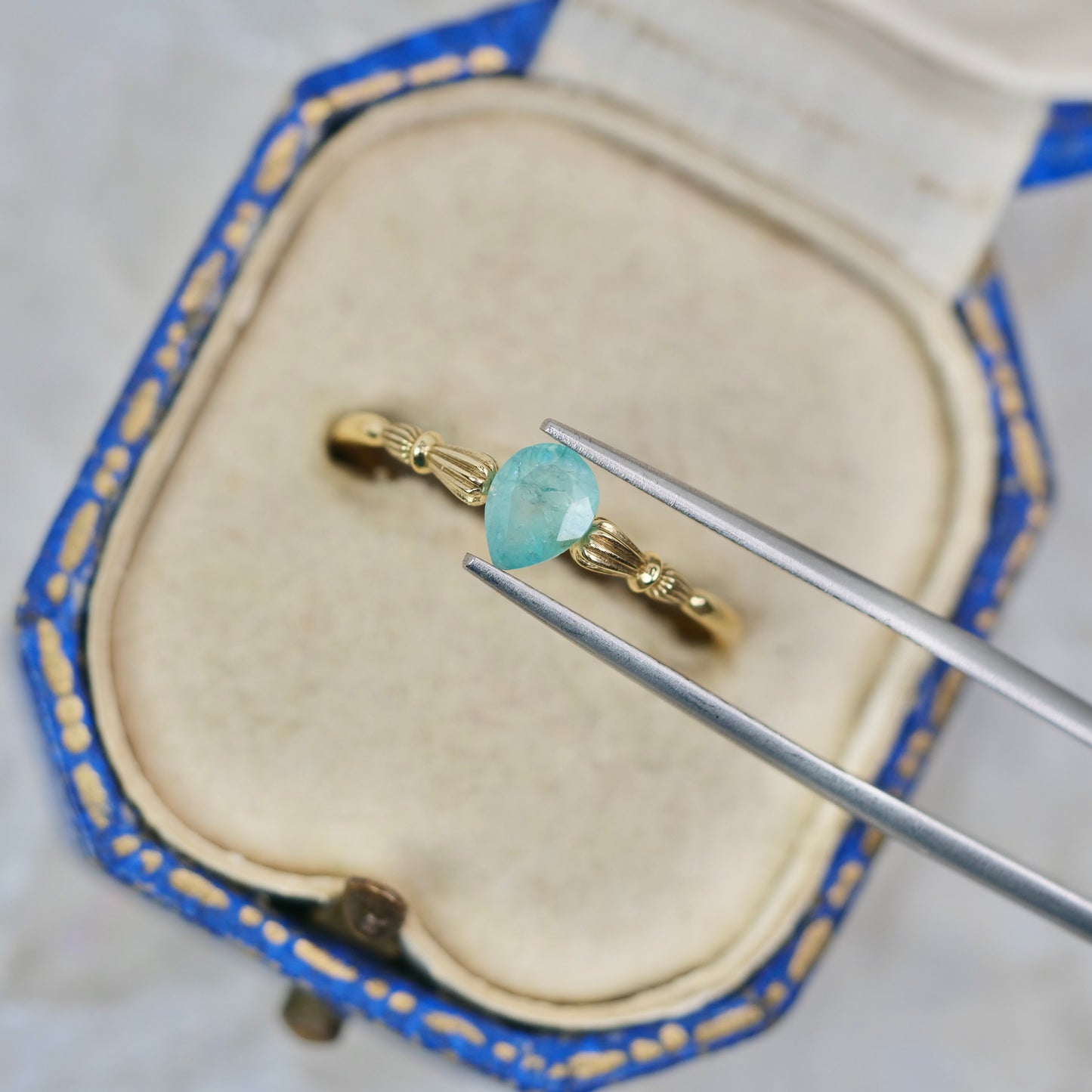 グランディディエライト 0.55ct  ペアシェイプカット 6.1mm×4.5mm×3.4mm【MJ2968】