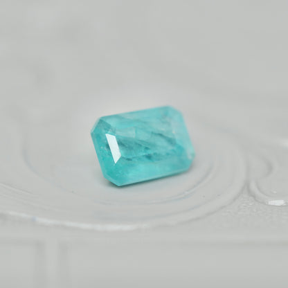 グランディディエライト 0.75ct  エメラルドカット 6.0mm×4.7mm×3.3mm【MJ2967】