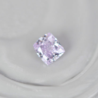 ピンクダイヤモンド 0.062ct Very Light Pink クッションカット  2.4mm×2.1mm×1.3mm ソーティング付【MJ3004】