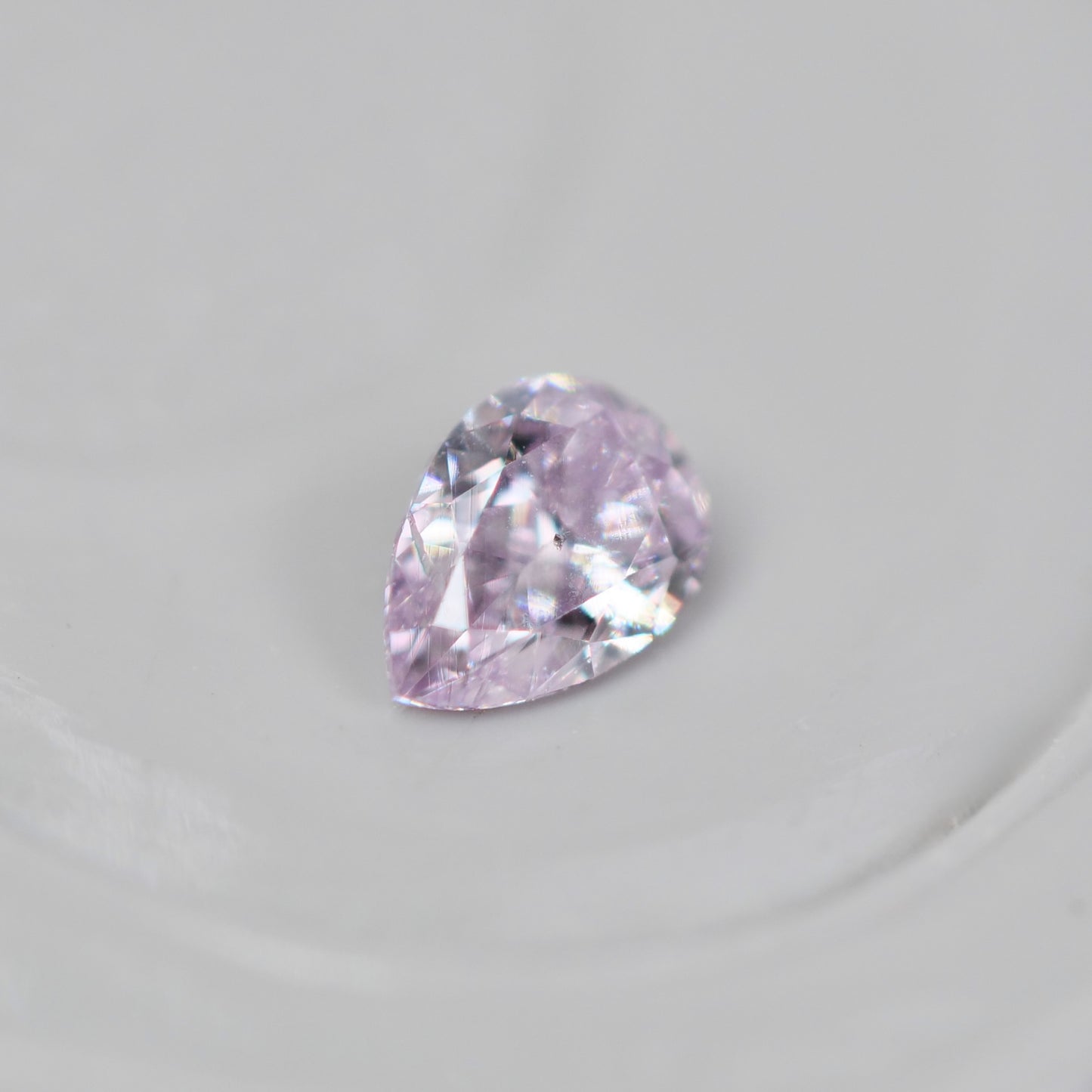 ピンクダイヤモンド 0.055ct Fancy Light Purple Pink ペアシェイプカット  3.0mm×2.1mm×1.2mm ソーティング付【MJ3008】