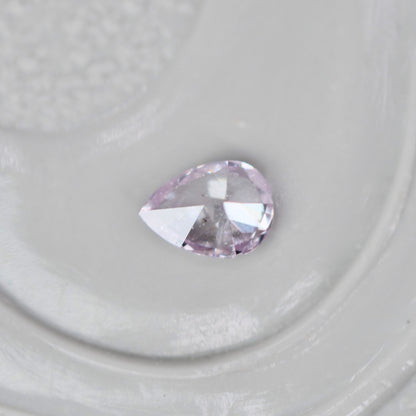ピンクダイヤモンド 0.055ct Fancy Light Purple Pink ペアシェイプカット  3.0mm×2.1mm×1.2mm ソーティング付【MJ3008】