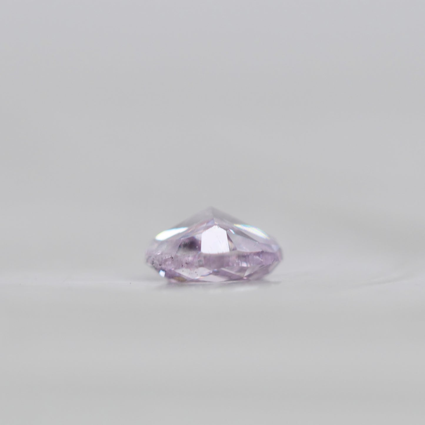 ピンクダイヤモンド 0.094ct Fancy Light Purple Pink オーバルカット  3.6mm×2.3mm×1.5mm ソーティング付【MJ3009】