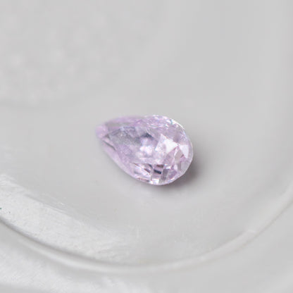 ピンクダイヤモンド 0.061ct Fancy Light Purple Pink ペアシェイプカット 3.0mm×1.9mm×1.4mm ソーティング付【MJ3011】