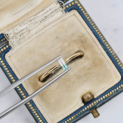 バイカラートルマリン 0.12ct  エメラルドカット 5.3mm×1.9mm×1.4mm【MJ3016】