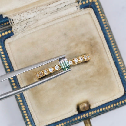 バイカラートルマリン 0.32ct  エメラルドカット 4.5mm×2.9mm×2.5mm【MJ3017】