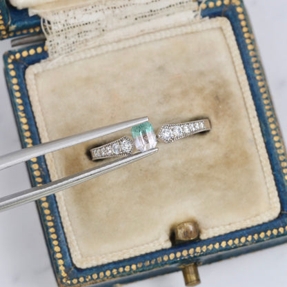 バイカラートルマリン 0.35ct  エメラルドカット 4.3mm×3.5mm×2.8mm【MJ3019】