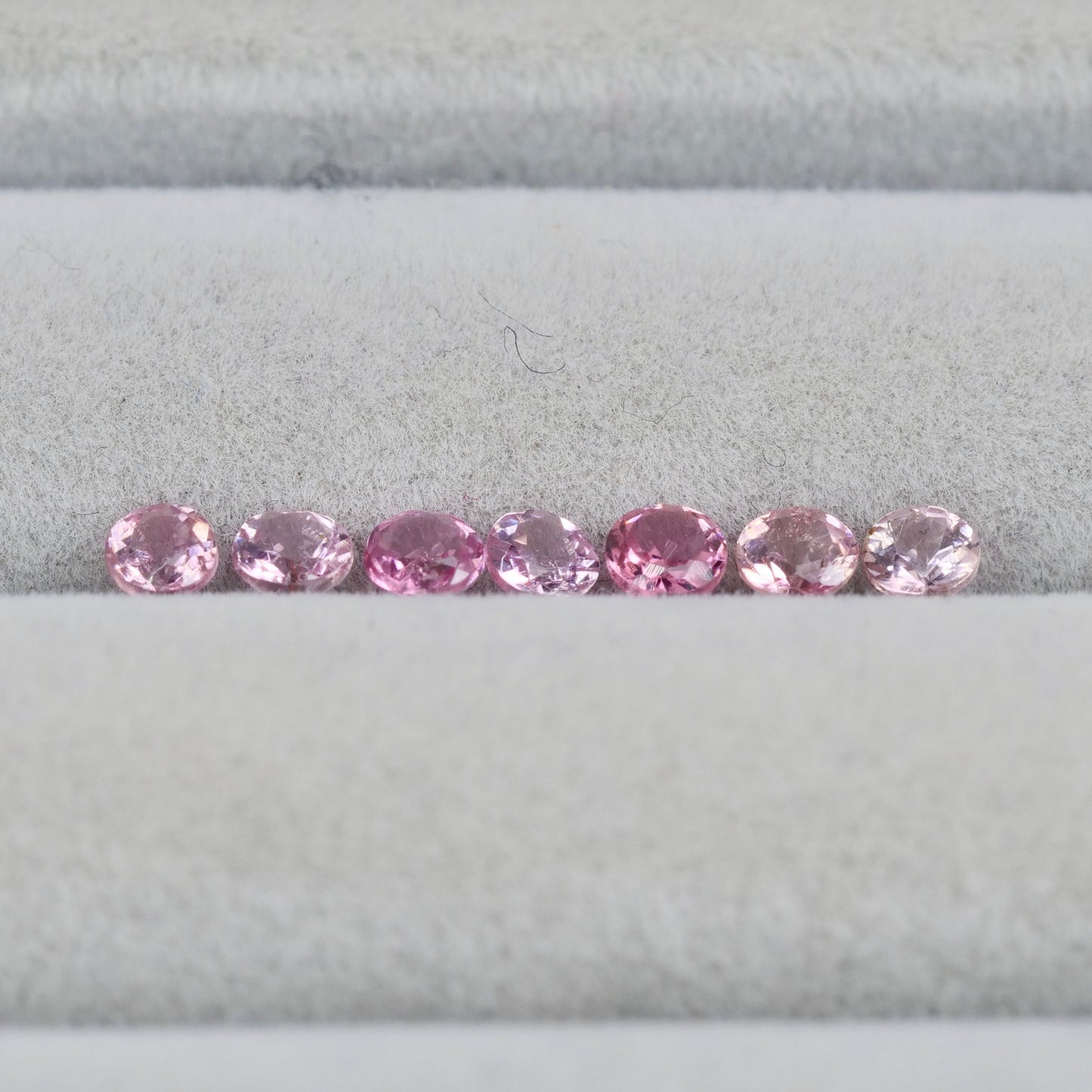 ピンクトルマリン ラウンドカット 3mm×7pcs セット【MJ3029】