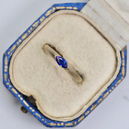 バイカラーサファイア マーキスカット 0.29ct 2.9mm×5.8mm×1.8mm【MJ3002】