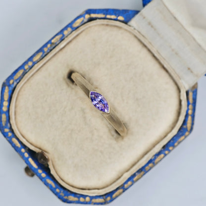 バイカラーサファイア マーキスカット 0.31ct 2.9mm×5.9mm×2.1mm【MJ3001】