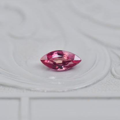 パパラチアサファイア 0.371ct マーキスカット 5.8mm×2.8mm×2.6mm ソーティング付き【MJ2918】