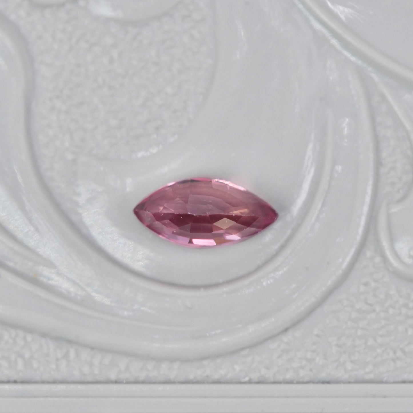 パパラチアサファイア 0.371ct マーキスカット 5.8mm×2.8mm×2.6mm ソーティング付き【MJ2918】