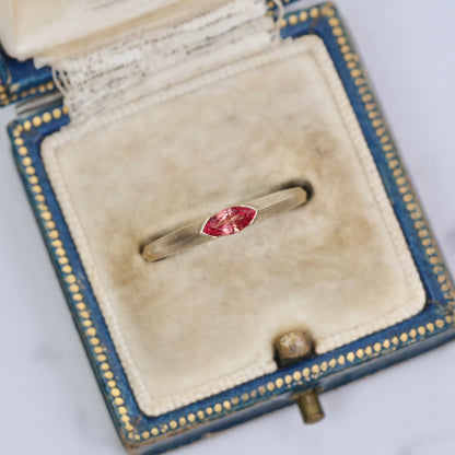 パパラチアサファイア 0.305ct マーキスカット 6.0mm×2.8mm×2.2mm ソーティング付き【MJ2919】