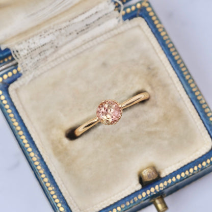 フルーティートルマリン 0.55ct ラウンドカット 4.9mm×4.9mm×3.6mm【MJ2974】