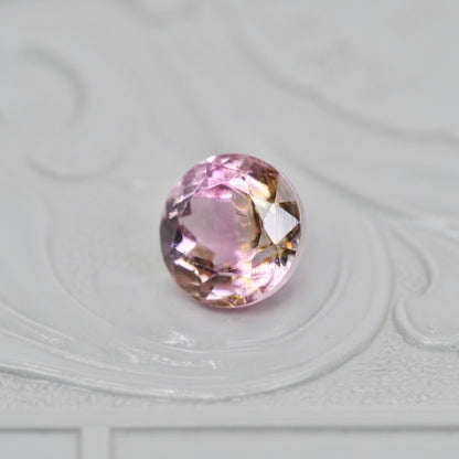フルーティートルマリン 1.16ct ラウンドカット 6.2mm×6.2mm×4.6mm【MJ2975】
