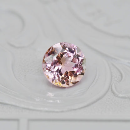フルーティートルマリン 1.16ct ラウンドカット 6.2mm×6.2mm×4.6mm【MJ2975】