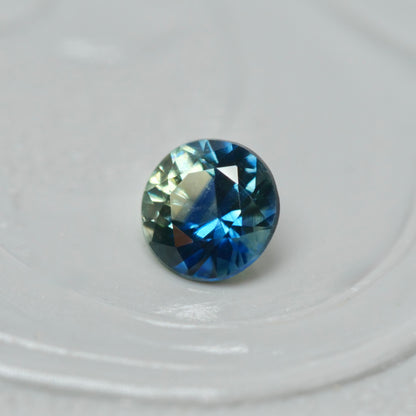ティールサファイア 0.21ct ラウンドカット 3.6mm×3.5mm×2.3mm【MJ2876】