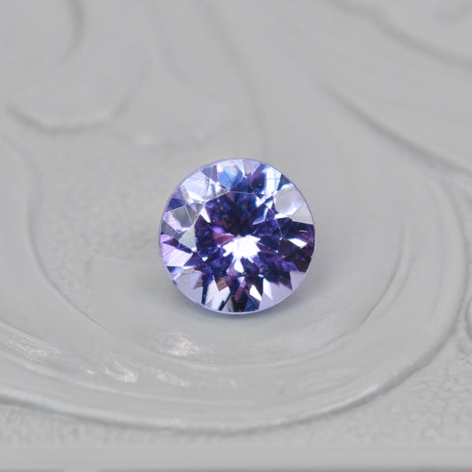 ピンクゾイサイト 0.49ct ラウンドカット  4.9mm×4.9mm×3.1mm【MJ2899】