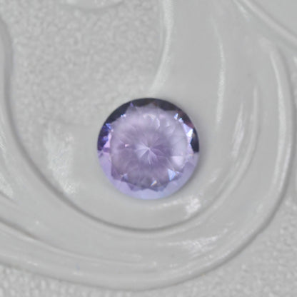 ピンクゾイサイト 0.49ct ラウンドカット  4.9mm×4.9mm×3.1mm【MJ2899】