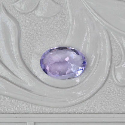 ピンクゾイサイト 0.69ct オーバルカット 6.9mm×4.9mm×3.0mm 【MJ2900】