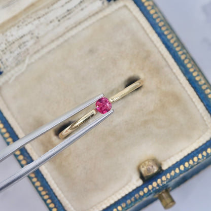 ピンクスピネル 0.10ct クッションカット  2.9mm×2.9mm×1.5mm【MJ2860】