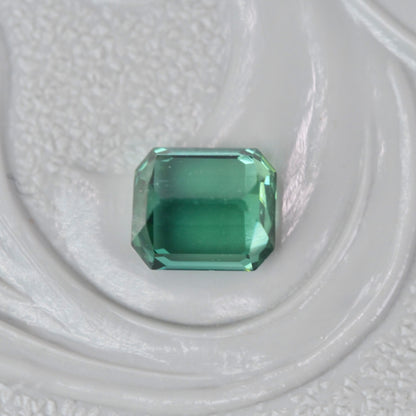 ラグーントルマリン 0.54ct エメラルドカット 4.6mm×4.0mm×3.2mm【MJ2908】