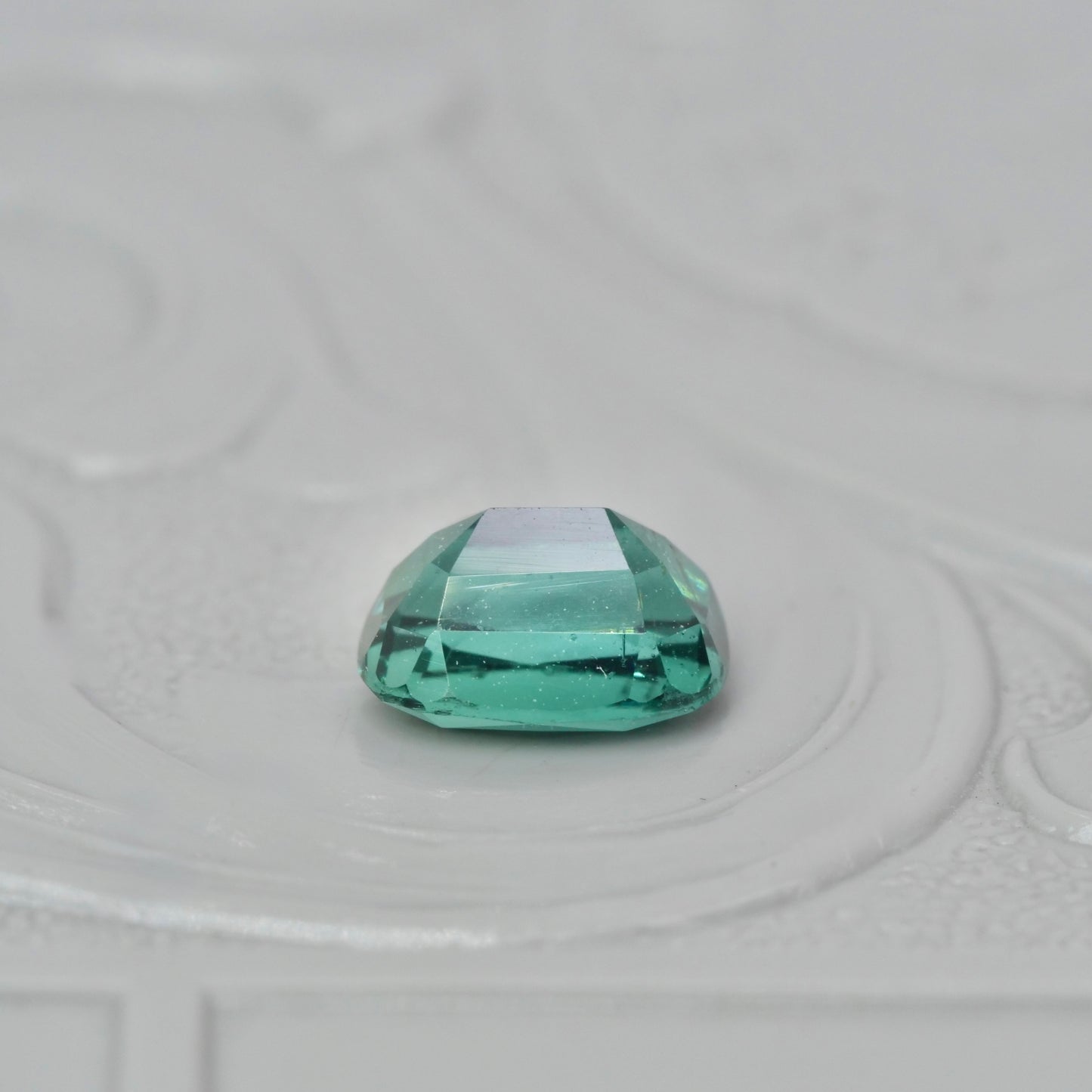 ラグーントルマリン 0.54ct クッションカット 5.4mm×4.2mm×3.0mm 【MJ2911】
