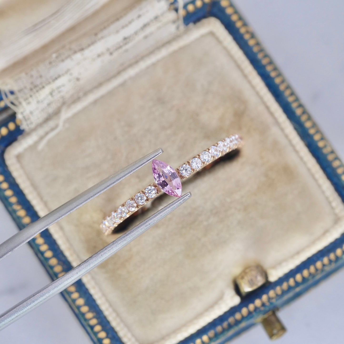 サファイア 0.23ct マーキスカット 5.8mm×2.9mm×1.8mm 【MJ2885】