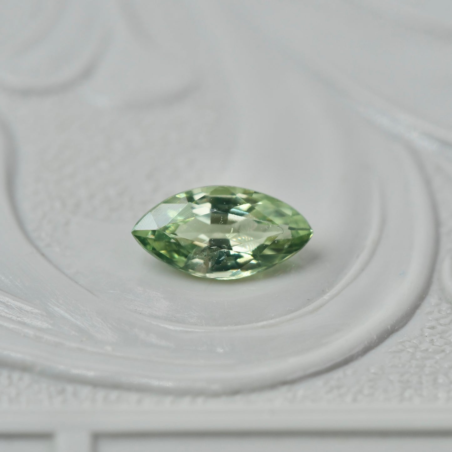 サファイア 0.28ct マーキスカット 5.8mm×3.0mm×2.0mm【MJ2886】