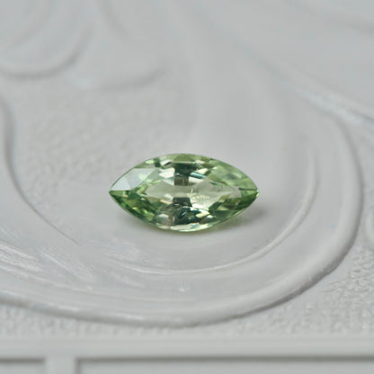サファイア 0.28ct マーキスカット 5.8mm×3.0mm×2.0mm【MJ2886】