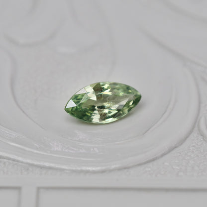 サファイア 0.28ct マーキスカット 5.8mm×3.0mm×2.0mm【MJ2886】