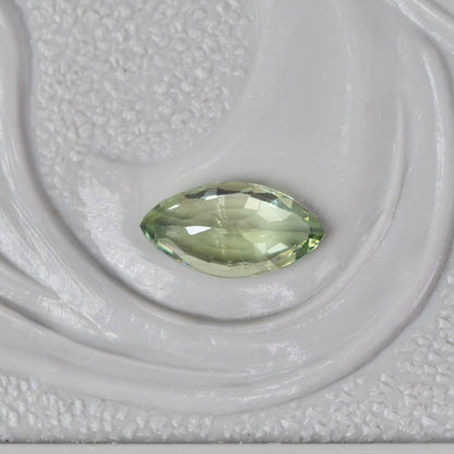 サファイア 0.28ct マーキスカット 5.8mm×3.0mm×2.0mm【MJ2886】